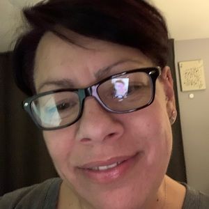 Meet your Posher, Julie